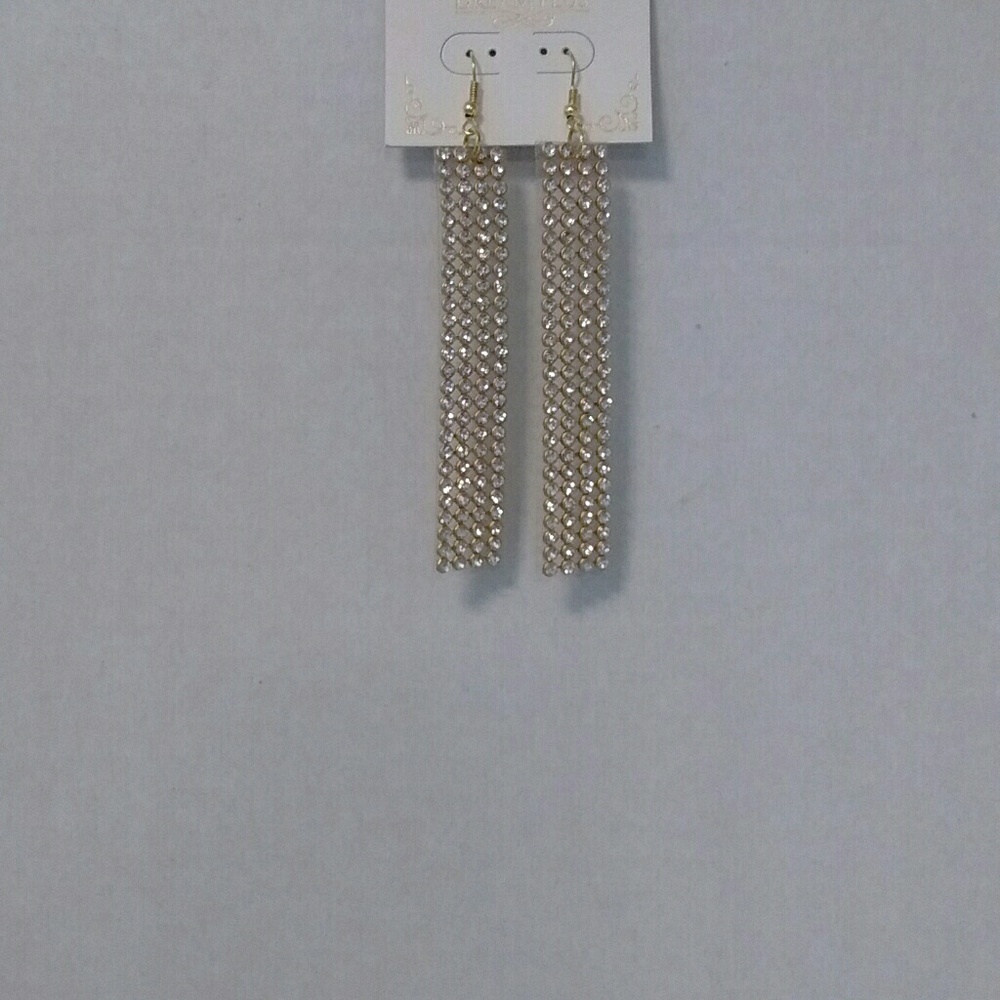 GORGEOUS BLINGY EARRINGS - Picture 2 of 3